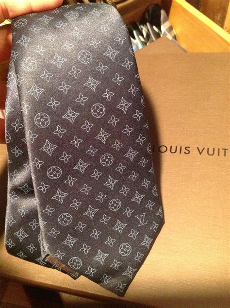 louis vuitton ties and squares.